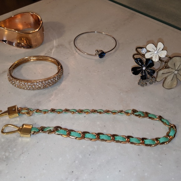 Jewelry - Lot of Bracelets